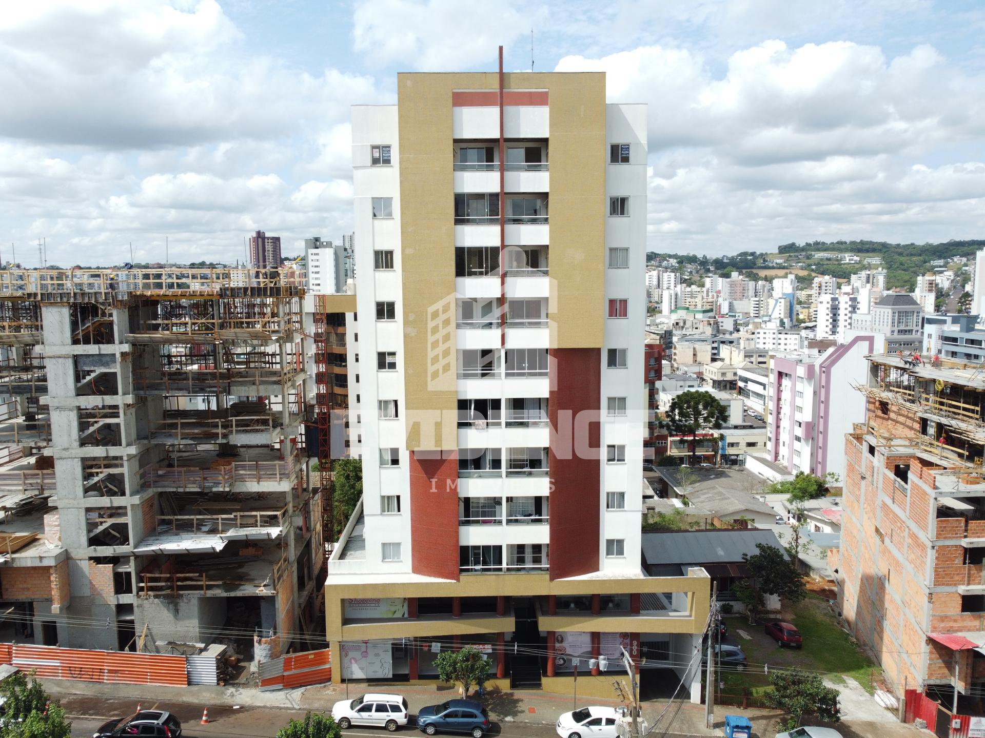 APARTAMENTO À VENDA NO EDIFÍCIO MONTE SIÃO,  LOCALIZADO NO CENTRO