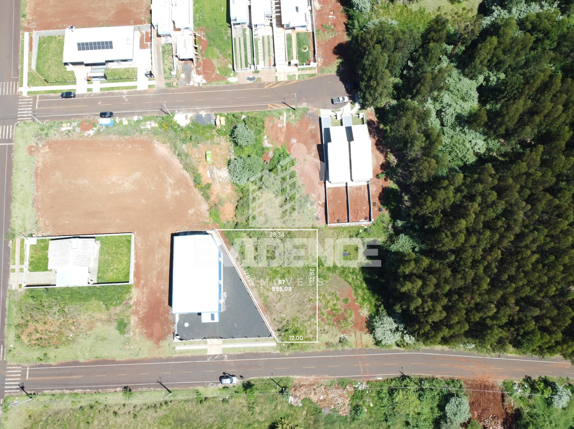 TERRENO À VENDA LOCALIZADO NO BAIRRO SÃO FRANCISCO