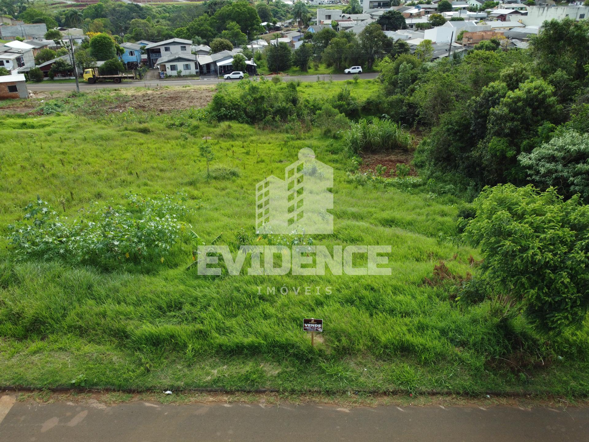 TERRENOS À VENDA LOCALIZADOS NO BAIRRO PINHEIRINHO