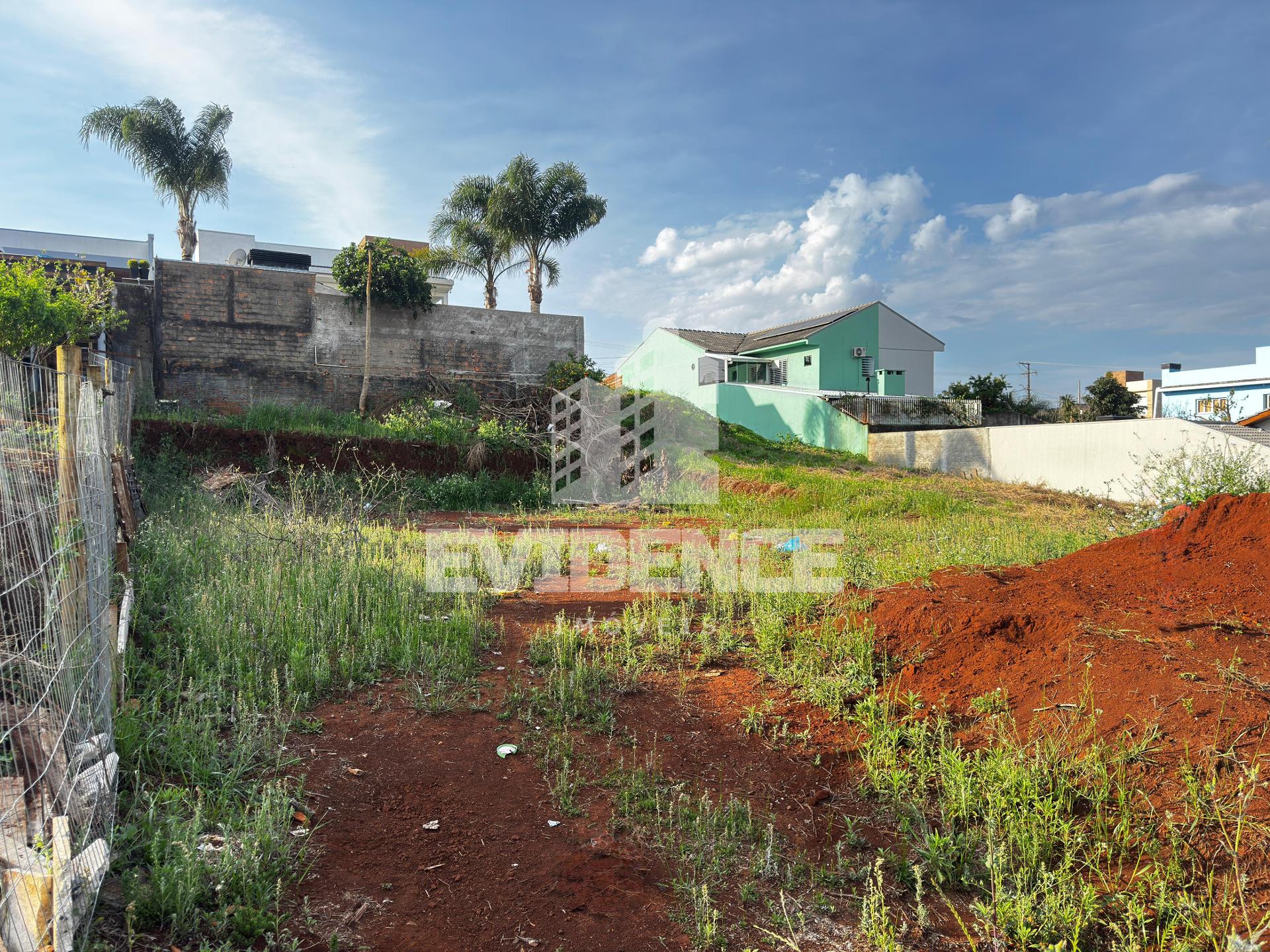 TERRENO A VENDA LOCALIZADO NO BAIRRO FRARON