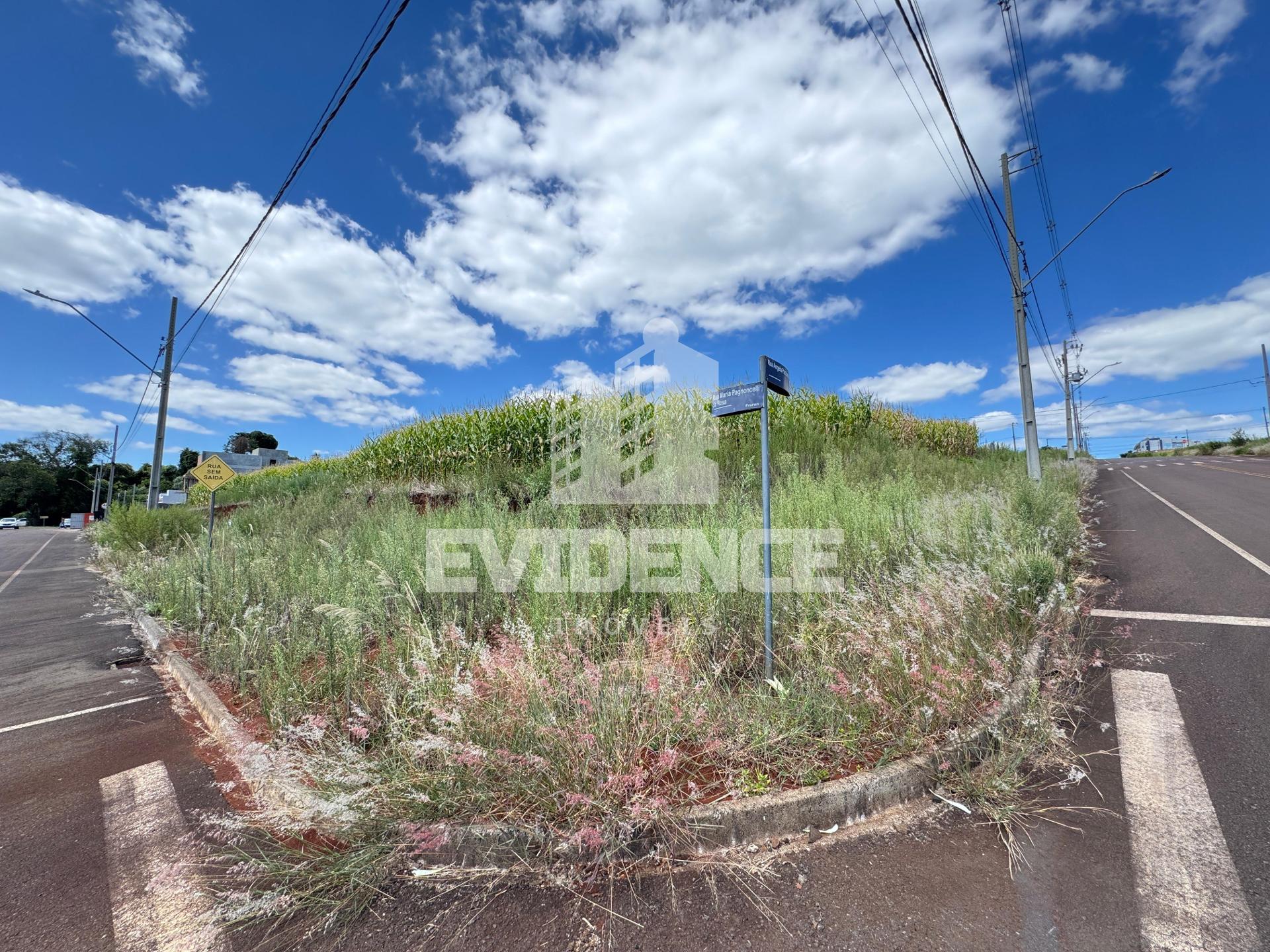 TERRENO DE ESQUINA A VENDA NO BAIRRO FRARON