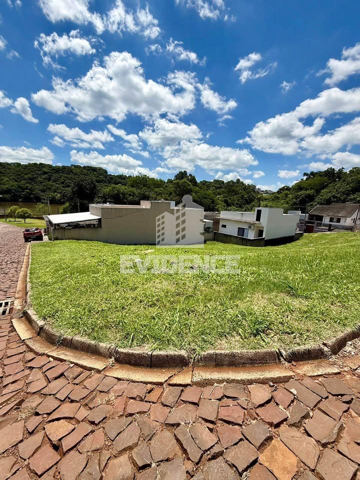 TERRENO A VENDA NO BAIRRO SANTA TEREZINHA