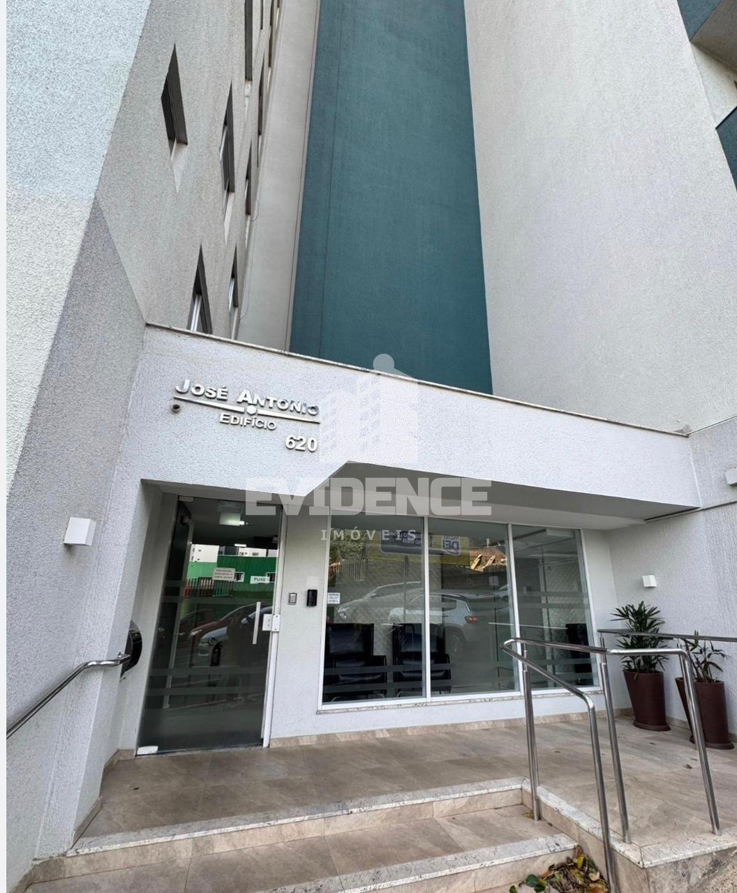 APARTAMENTO NO CENTRO - EDIFICIO JOSE ANTONIO