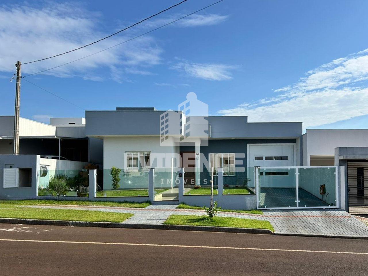 CASA SEMIMOBILIADA A VENDA NO BAIRRO FRARON
