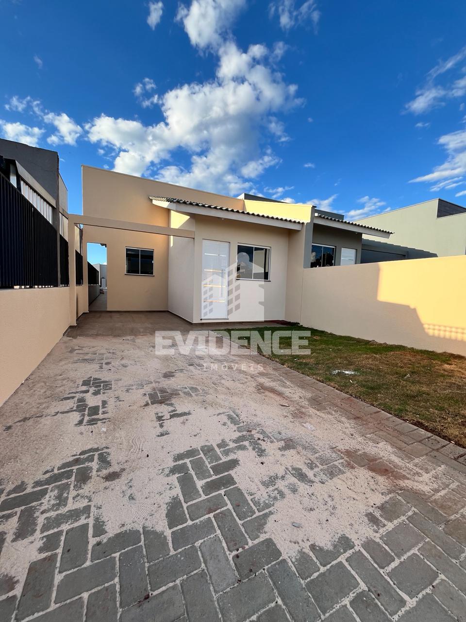 CASA À VENDA LOCALIZADA NO BAIRRO FRARON