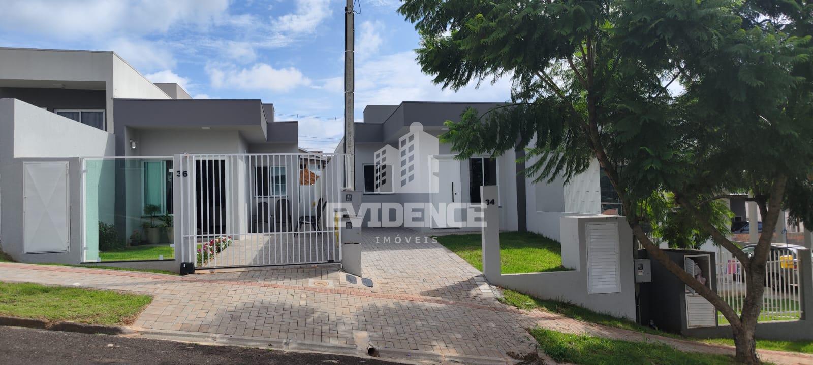 CASA À VENDA LOCALIZADA NO BAIRRO PAGNONCELLI