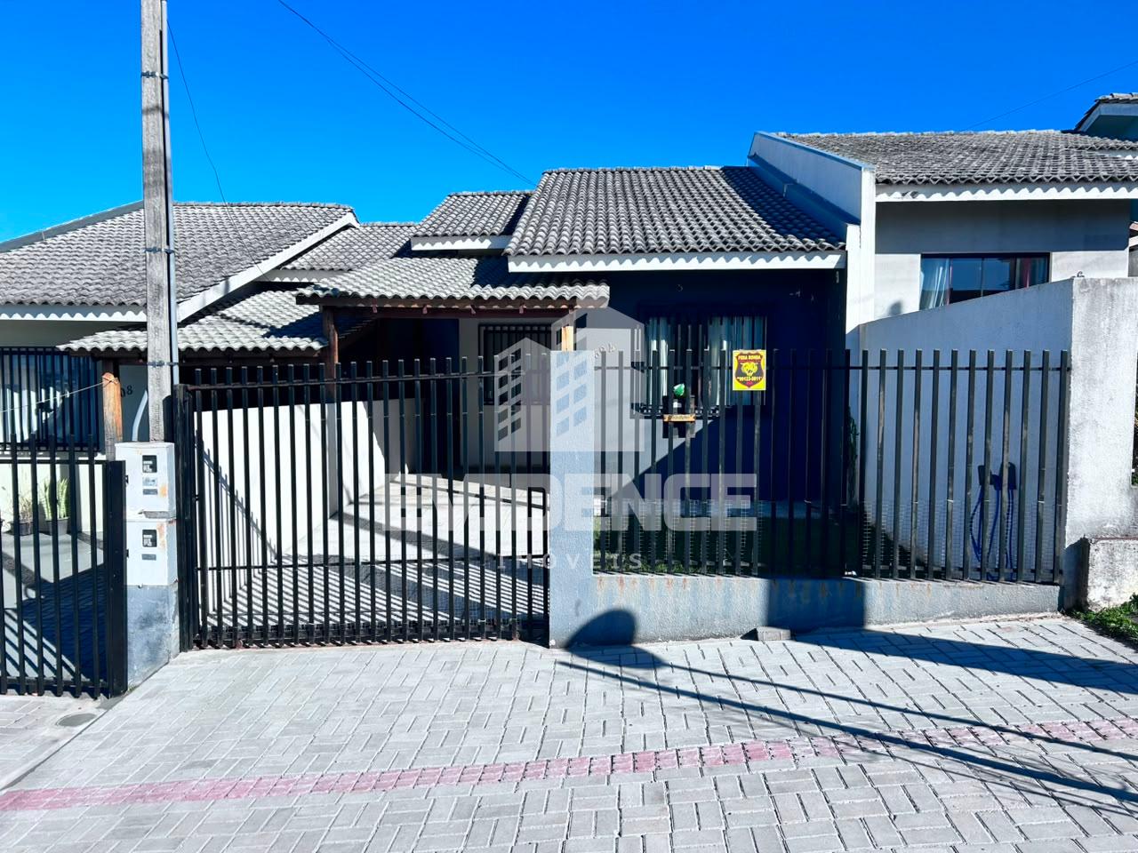 CASA À VENDA LOCALIZADA NO BAIRRO SUDOESTE
