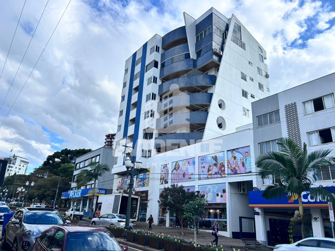 APARTAMENTO COBERTURA À VENDA NO RESIDENCIAL BODANESE CENTER
