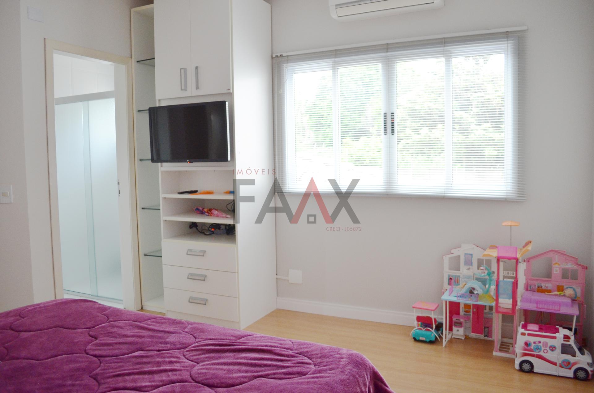 Sobrado à venda com 3 quartos, 284m² - Foto 44