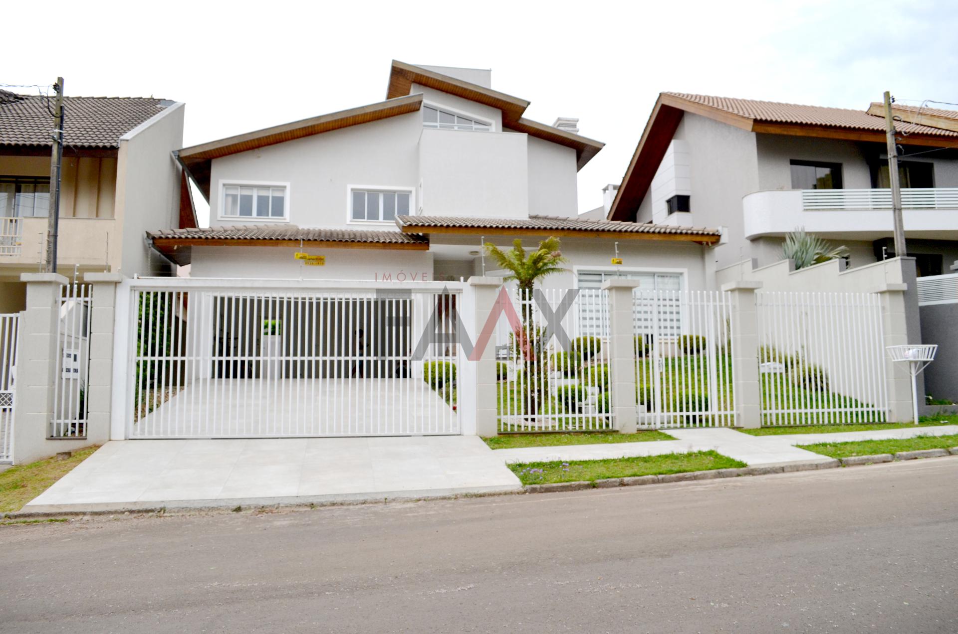 Sobrado à venda com 3 quartos, 284m² - Foto 1