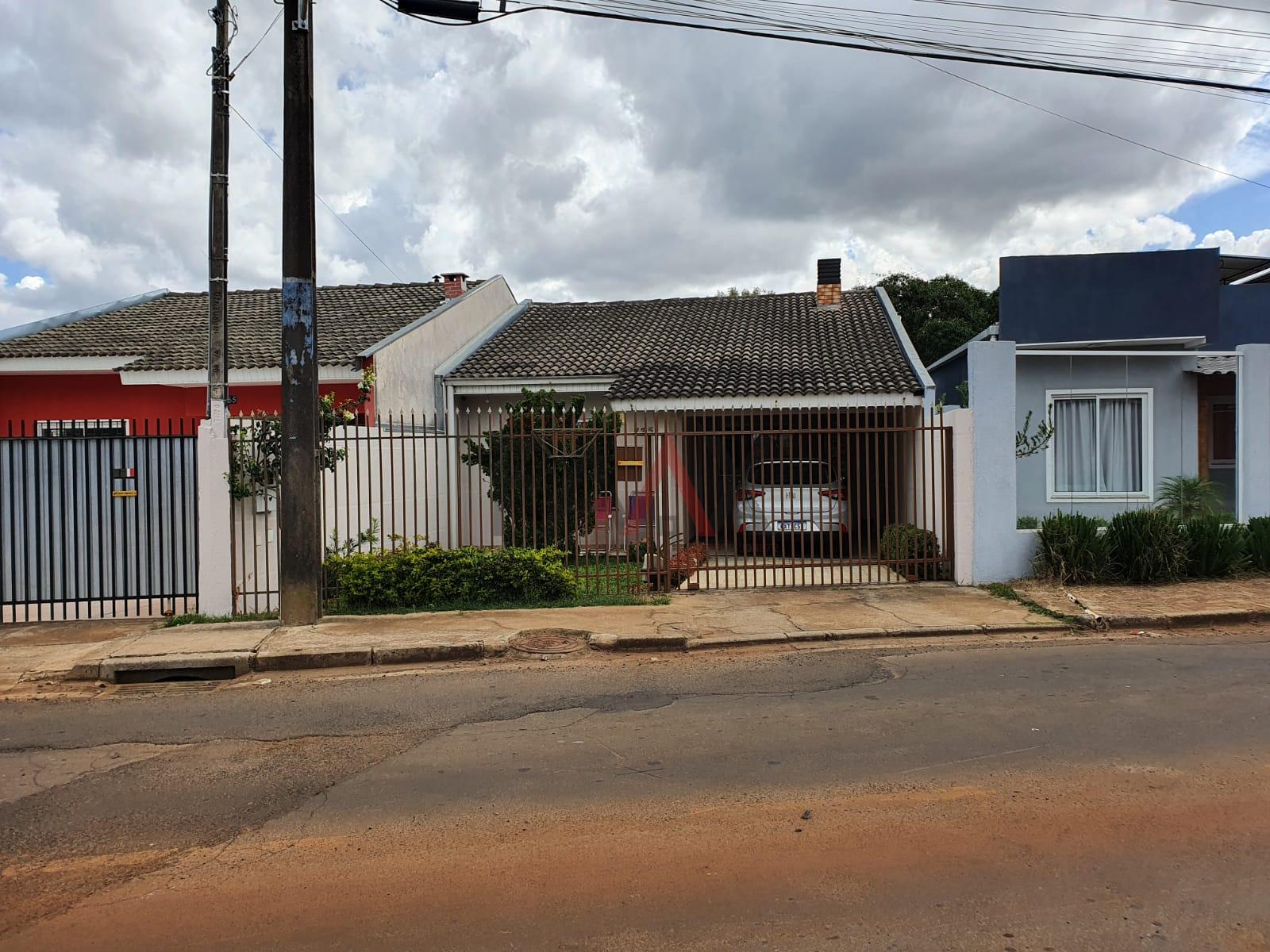 Casa para VENDA semi mobiliada no bairro SANTANA em GUARAPUAVA PR
