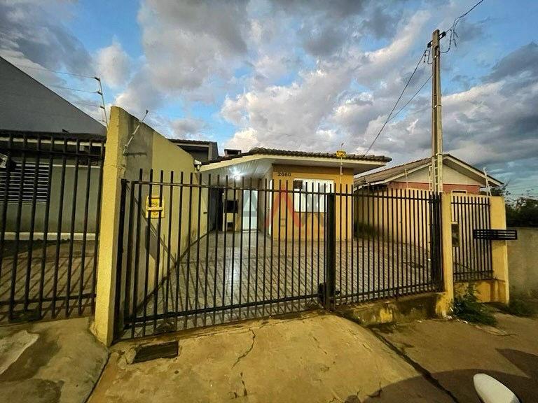 Casa com 3 dormitórios com 130.65 m  no JARDIM DAS AMÉRICAS em...