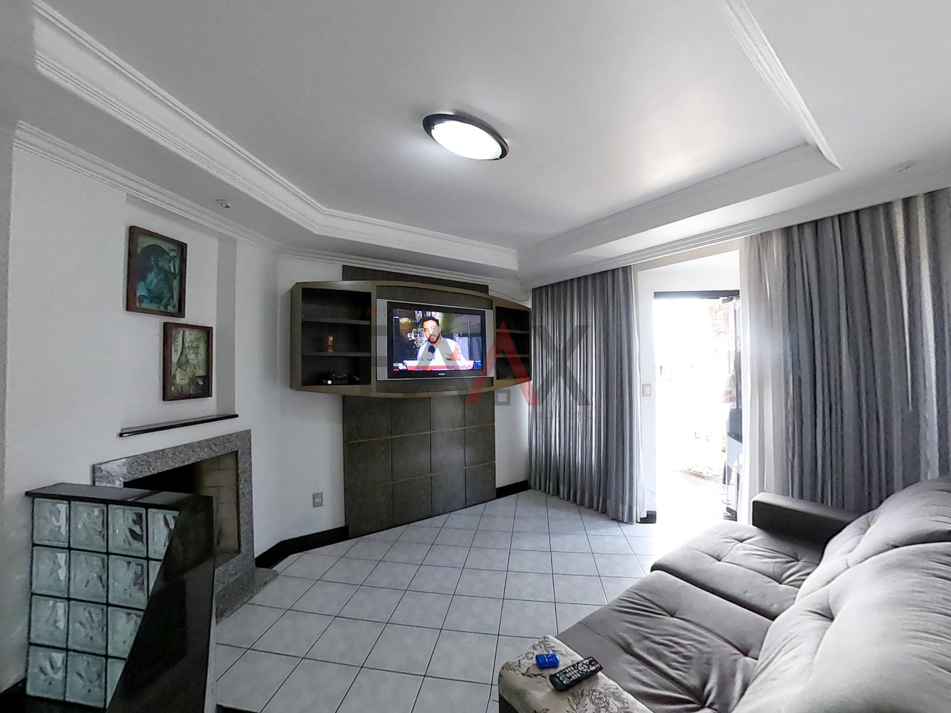 Casa à venda com 2 quartos, 425m² - Foto 7