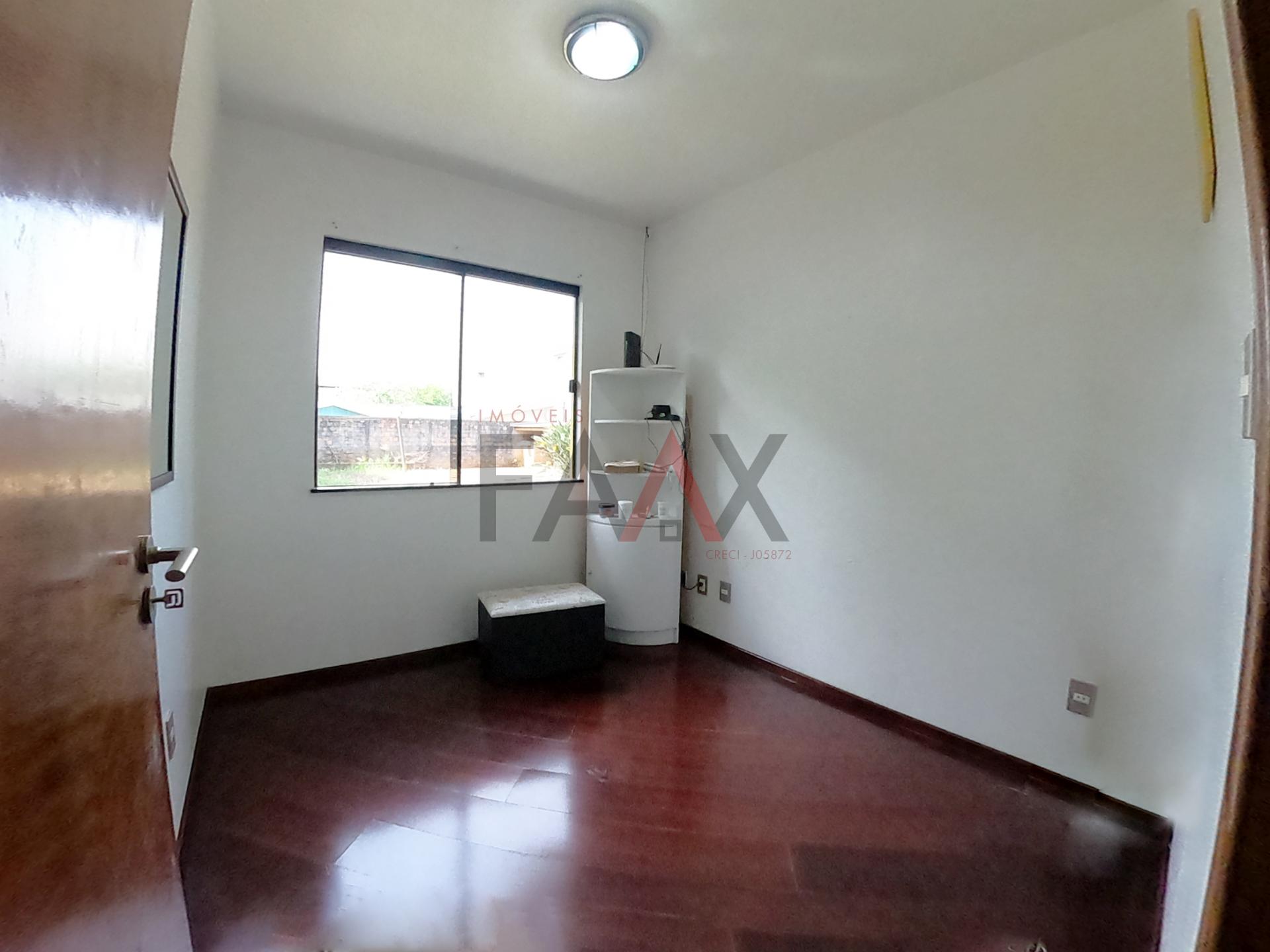 Casa à venda com 2 quartos, 425m² - Foto 13