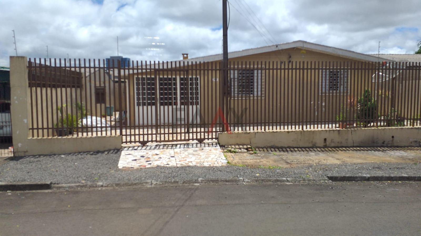 Casa com 3 quartos para locação na cidade dos lagos em GUARAPU...