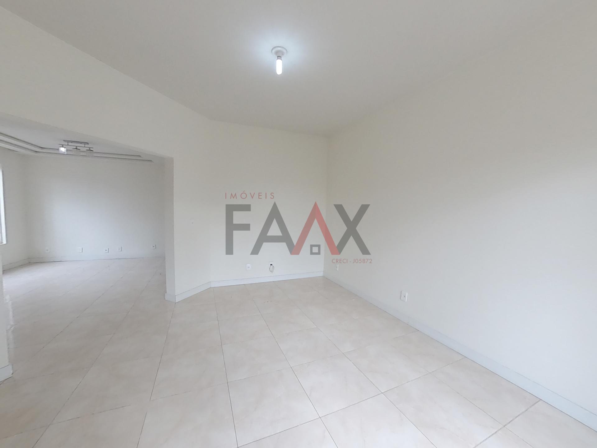 Sobrado, 3 quartos, 228 m² - Foto 2