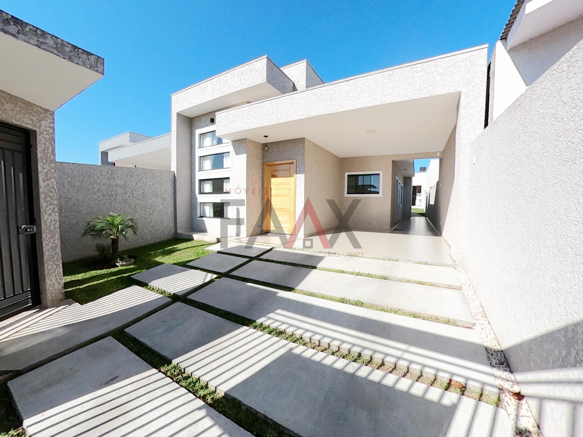 Casa próximo a Igreja da Divino Espirito Santo à venda em Guar...
