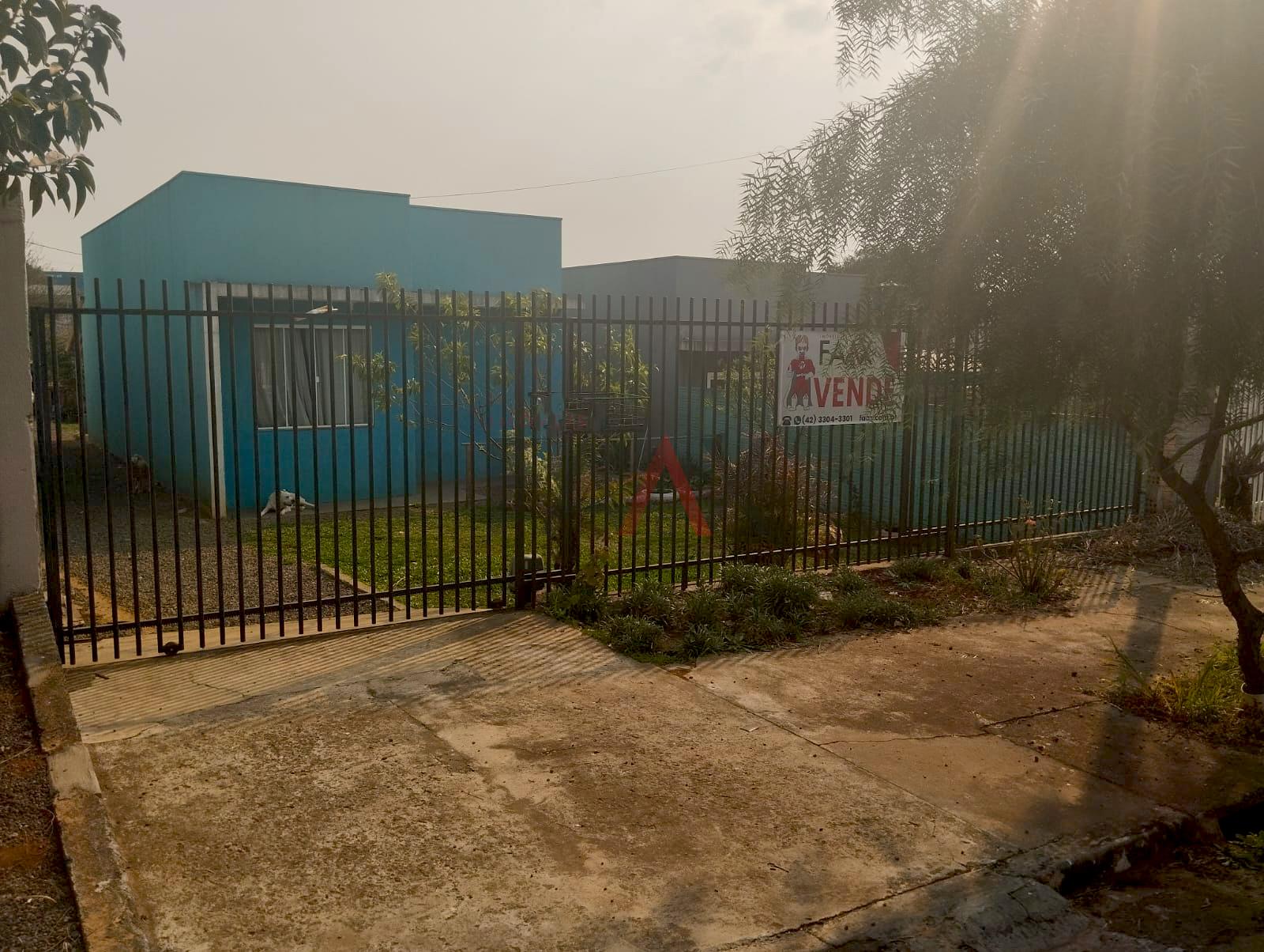 Casa à venda próximo a Academia Usina na VILA CARLI em GUARAPU...
