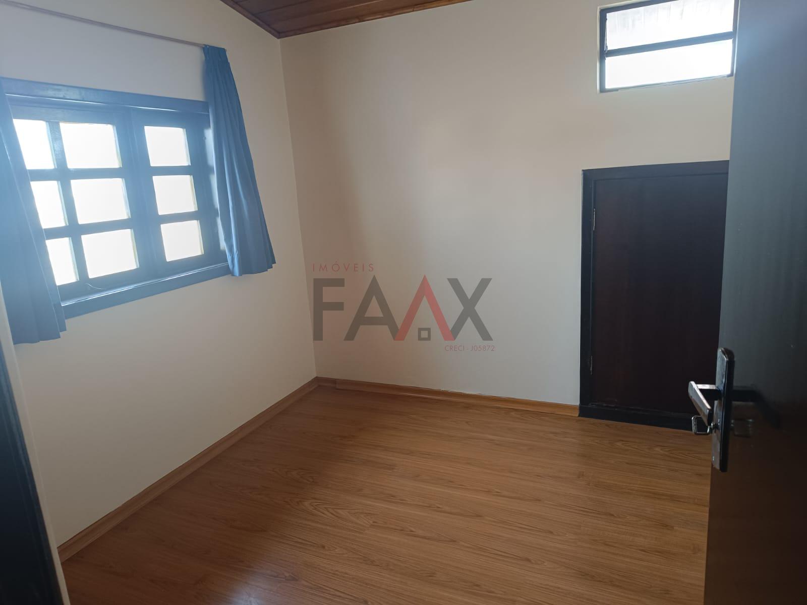 Casa à venda com 4 quartos, 170m² - Foto 7