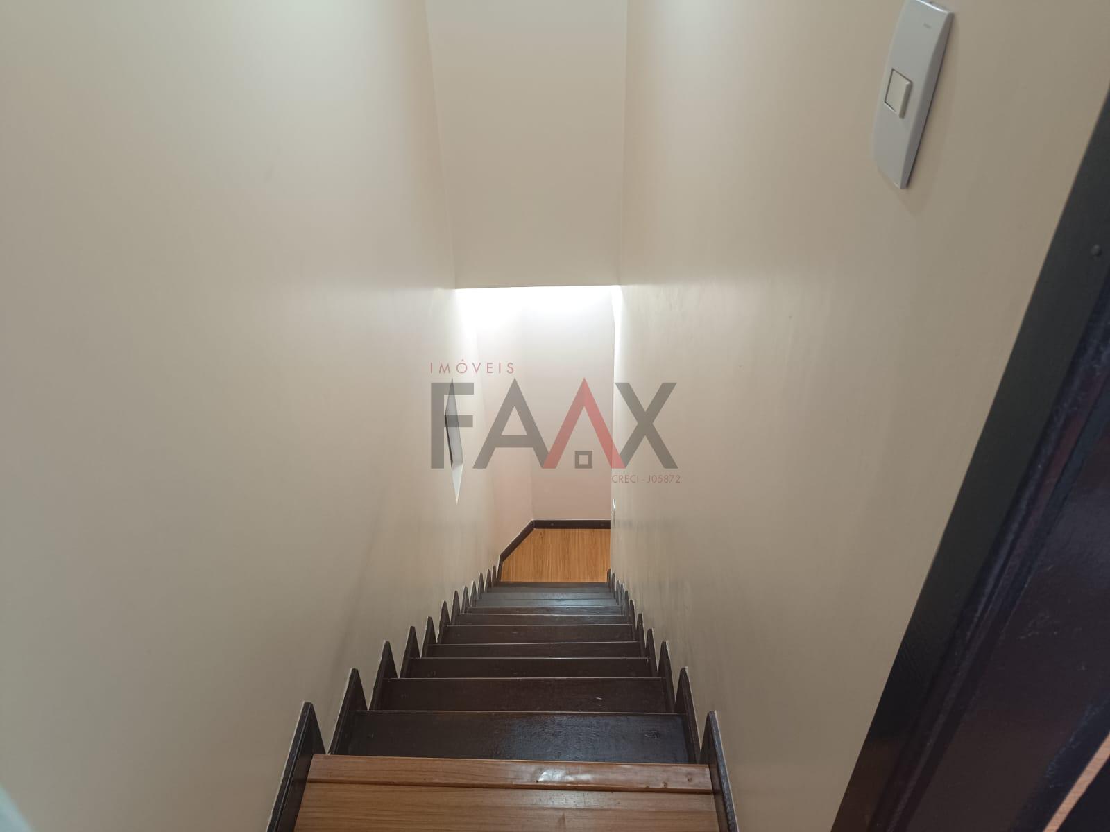 Casa à venda com 4 quartos, 170m² - Foto 11