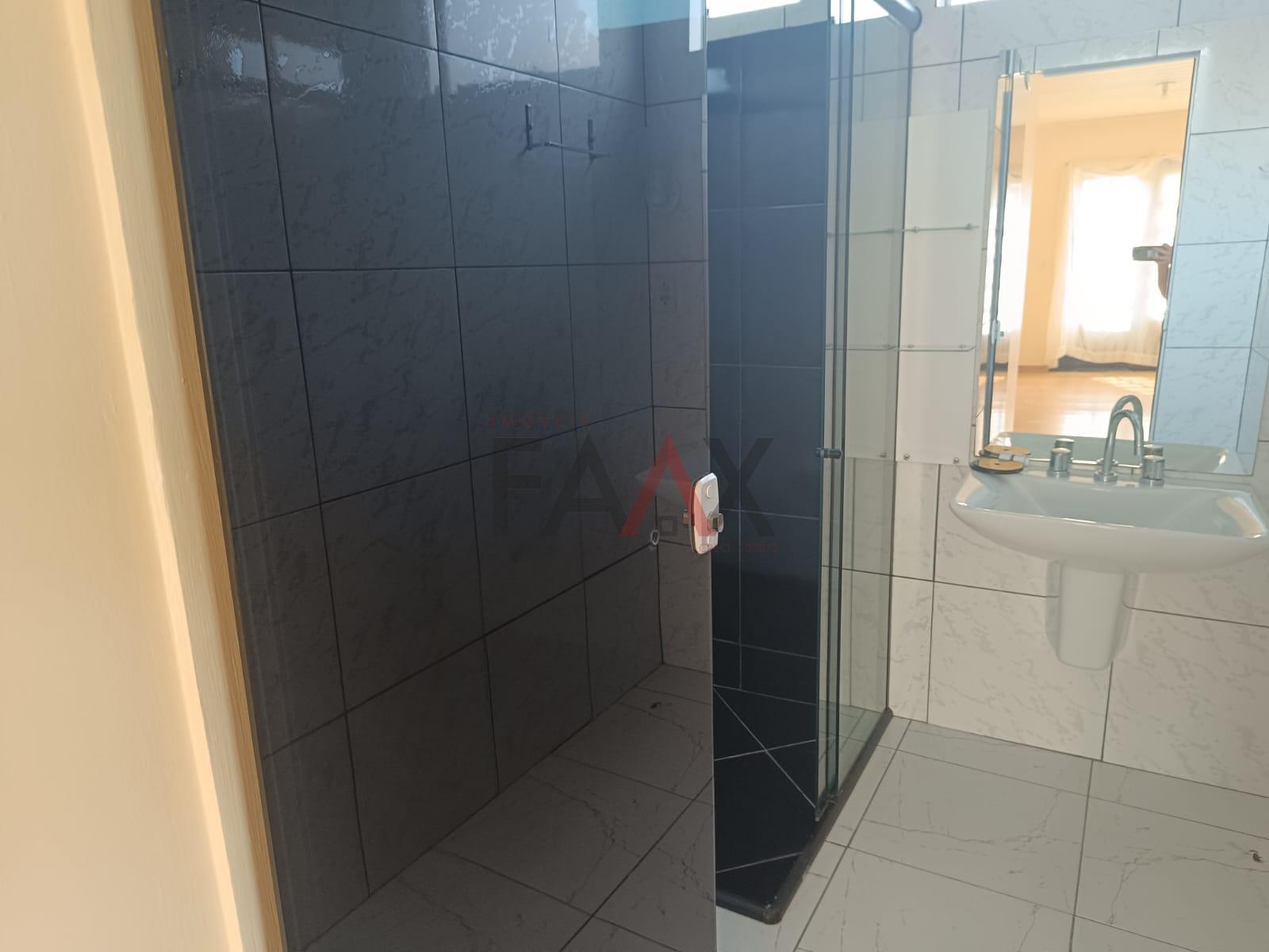 Casa à venda com 4 quartos, 170m² - Foto 17