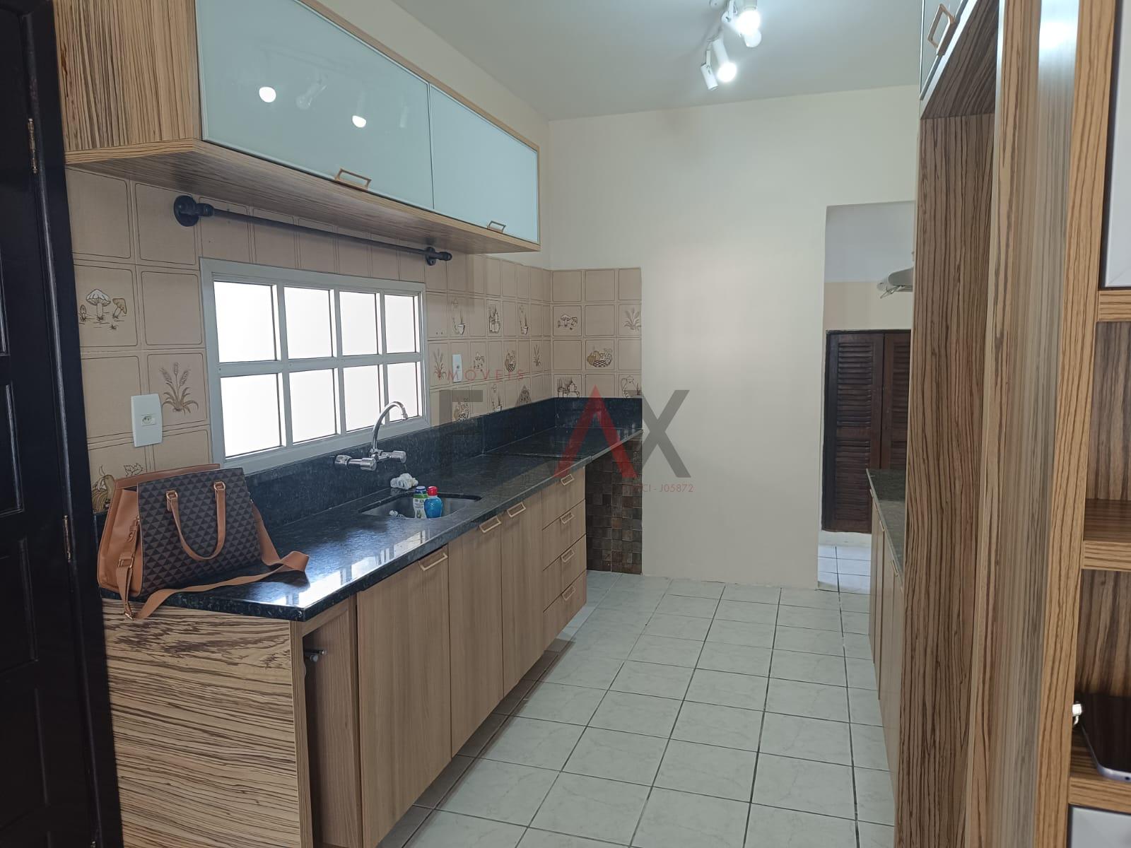 Casa à venda com 4 quartos, 170m² - Foto 23