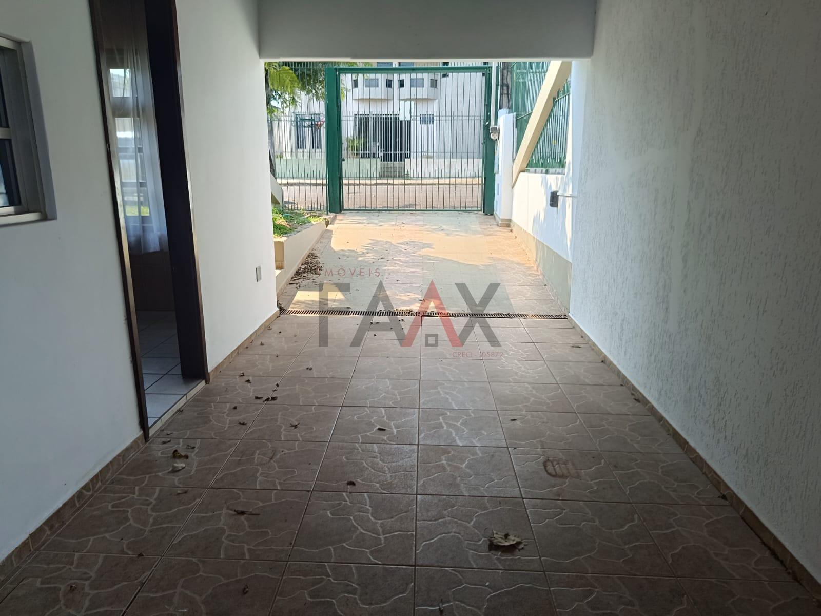 Casa à venda com 4 quartos, 170m² - Foto 34