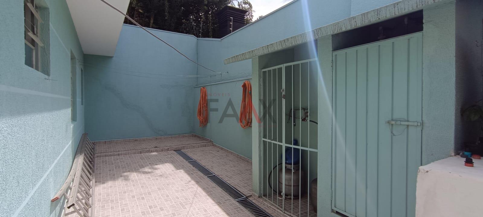 Casa à venda com 4 quartos, 197m² - Foto 25