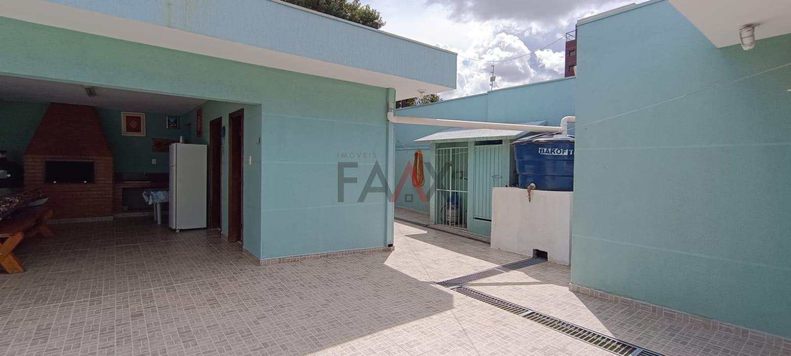 Casa à venda com 4 quartos, 197m² - Foto 24
