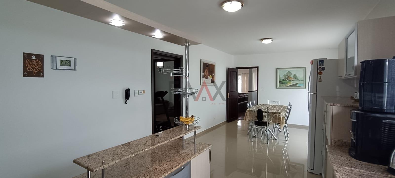 Casa à venda com 4 quartos, 197m² - Foto 12