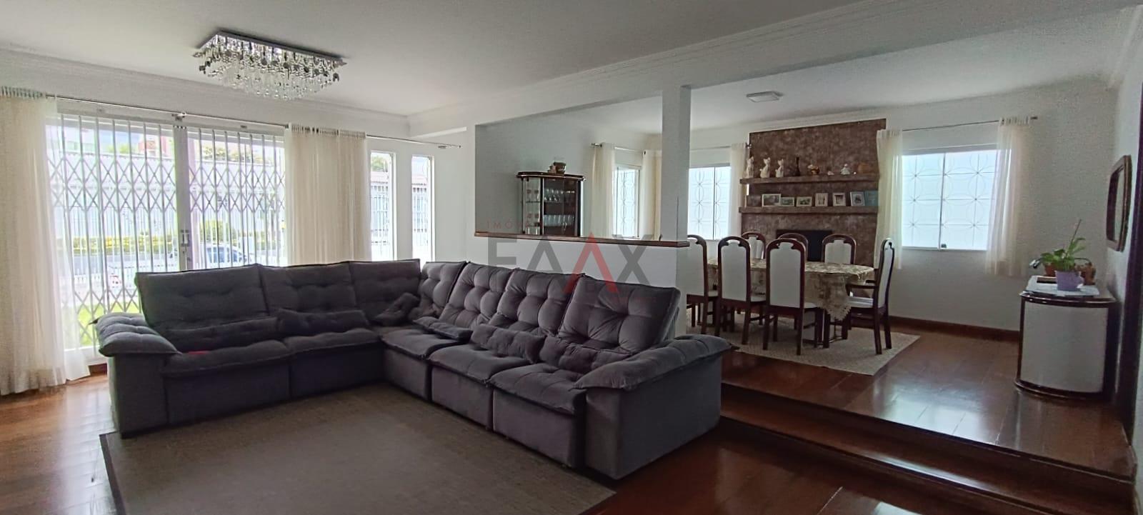Casa à venda com 4 quartos, 197m² - Foto 4
