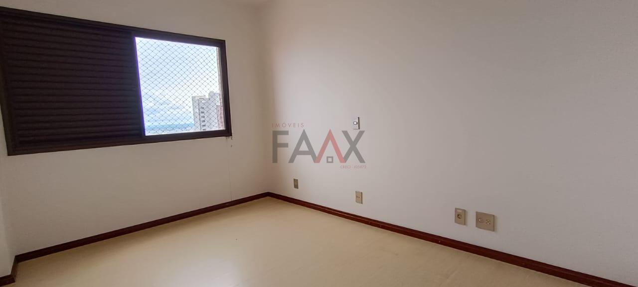 Apartamento para alugar com 2 quartos, 235m² - Foto 11