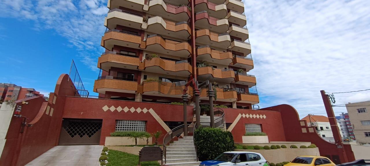 Apartamento para venda no Edifício Petrópolis com 366m  útil n...