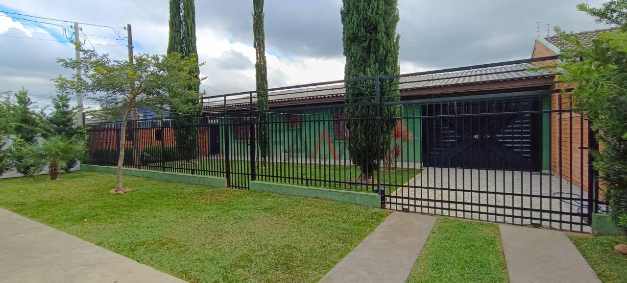 Casa à venda próximo a AV. Bandeirantes na PRIMAVERA em GUARAP...