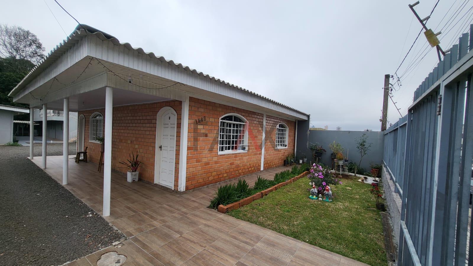 Excelente Oportunidade  Casa   Prédio   Quitinetes em Terreno ...