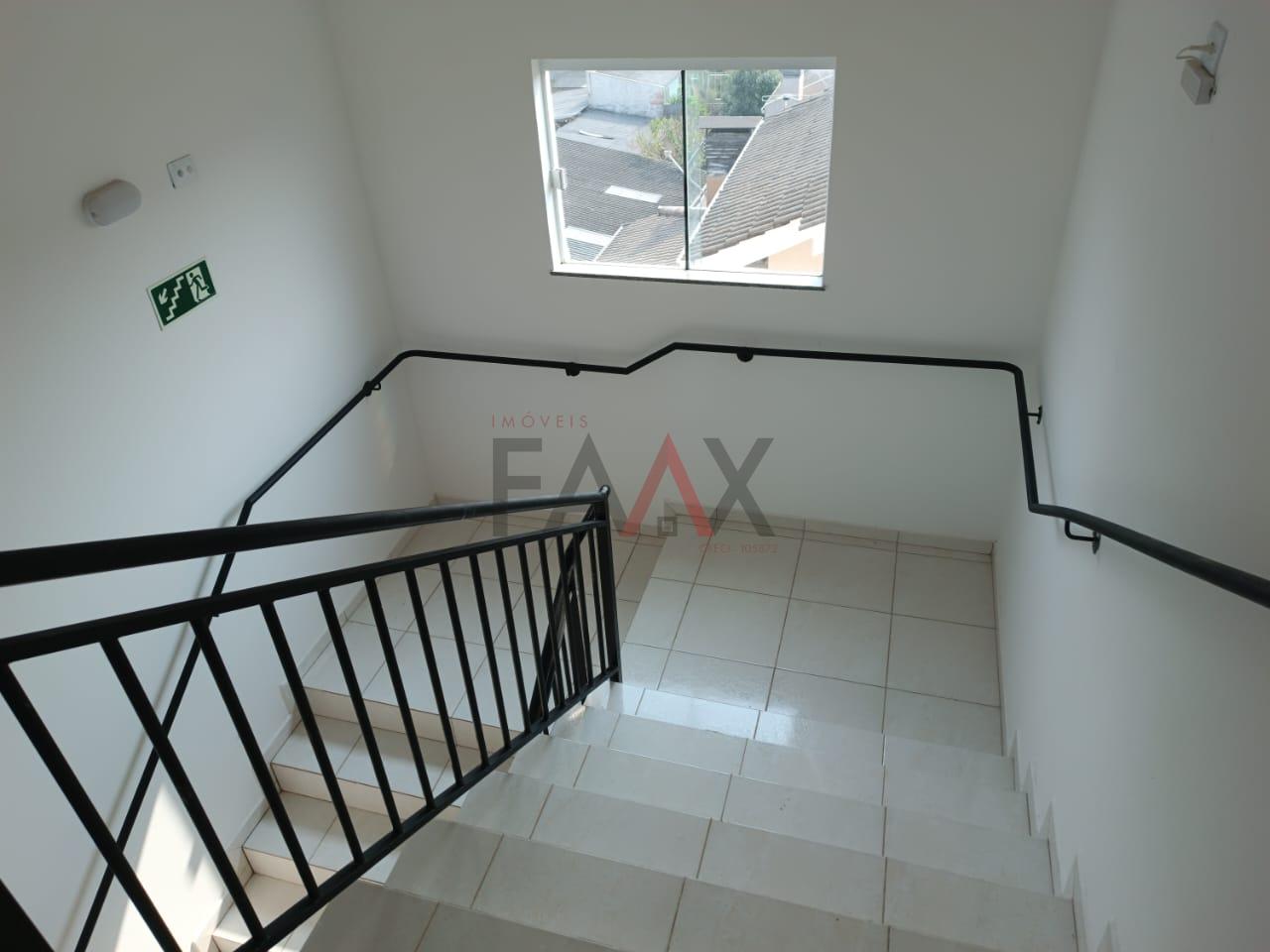 Apartamento para alugar com 2 quartos, 65m² - Foto 13