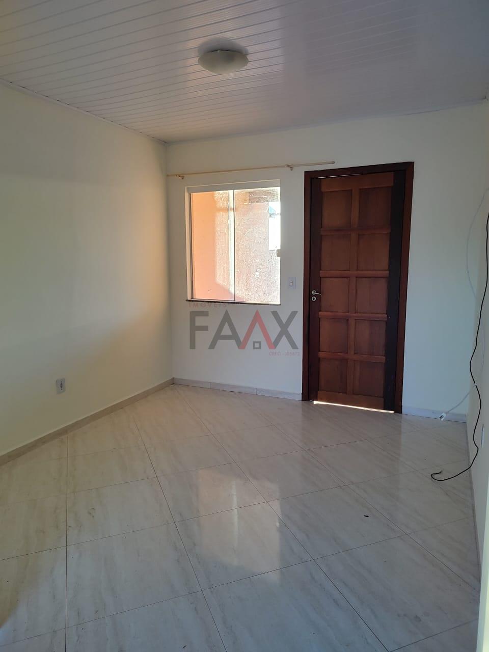 Casa à venda com 2 quartos, 61m² - Foto 5