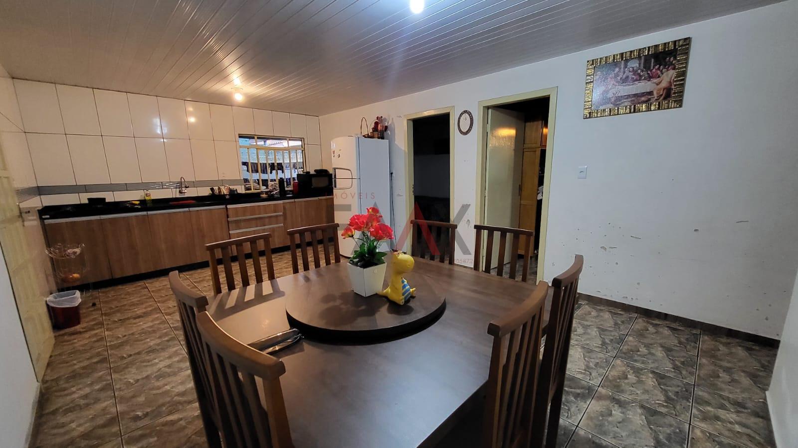 Casa à venda com 2 quartos, 172m² - Foto 3