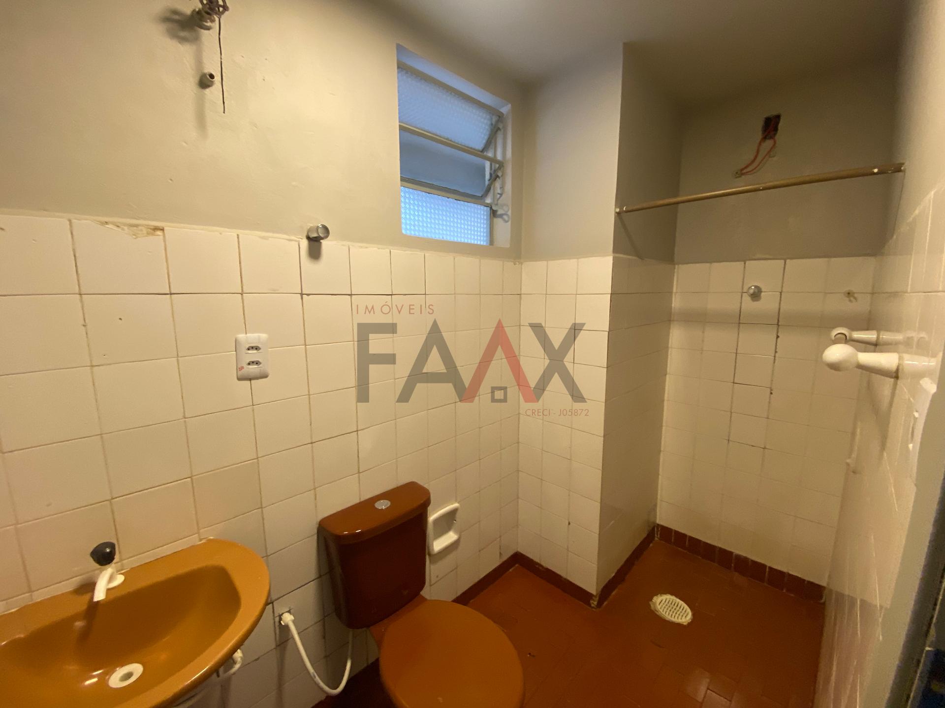 Casa para alugar com 2 quartos, 111m² - Foto 10