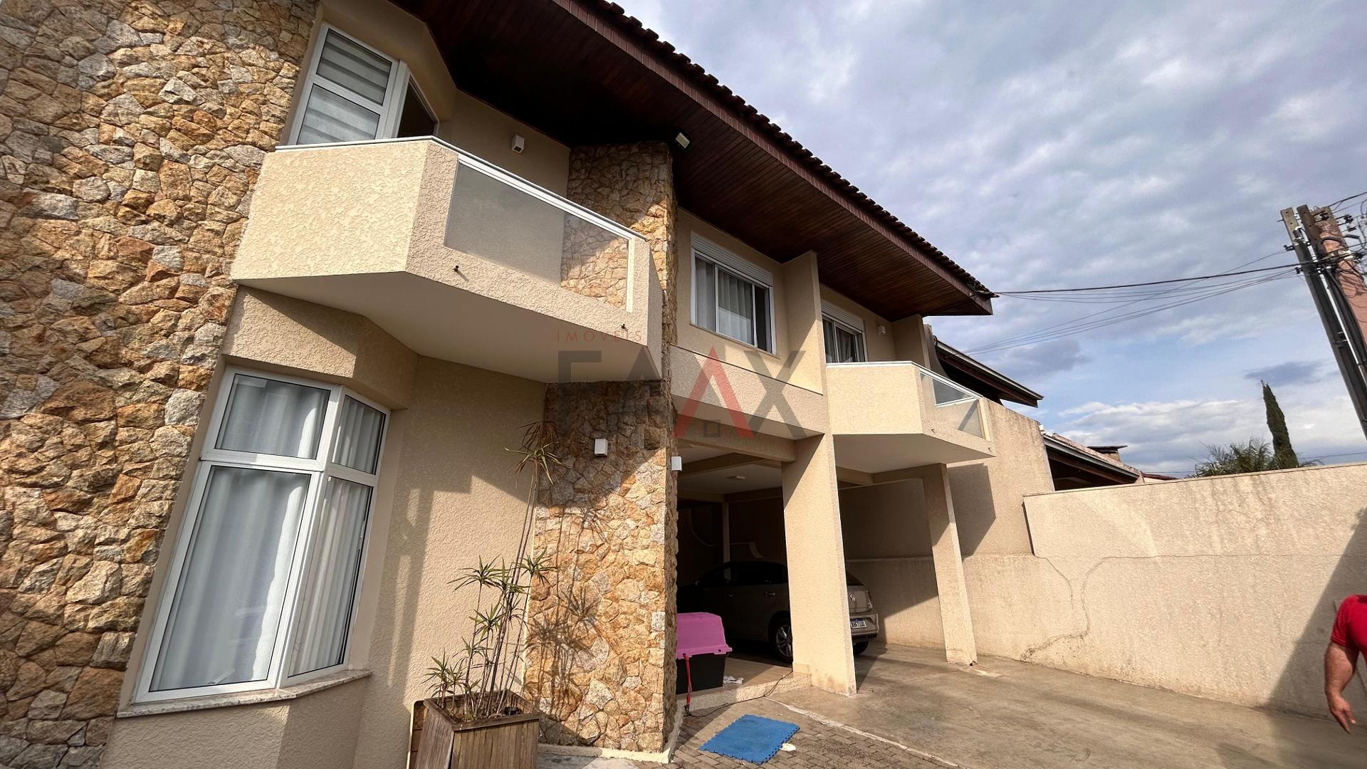 Sobrado com 4 dormitórios à venda,650.40 m , GUARAPUAVA - PR