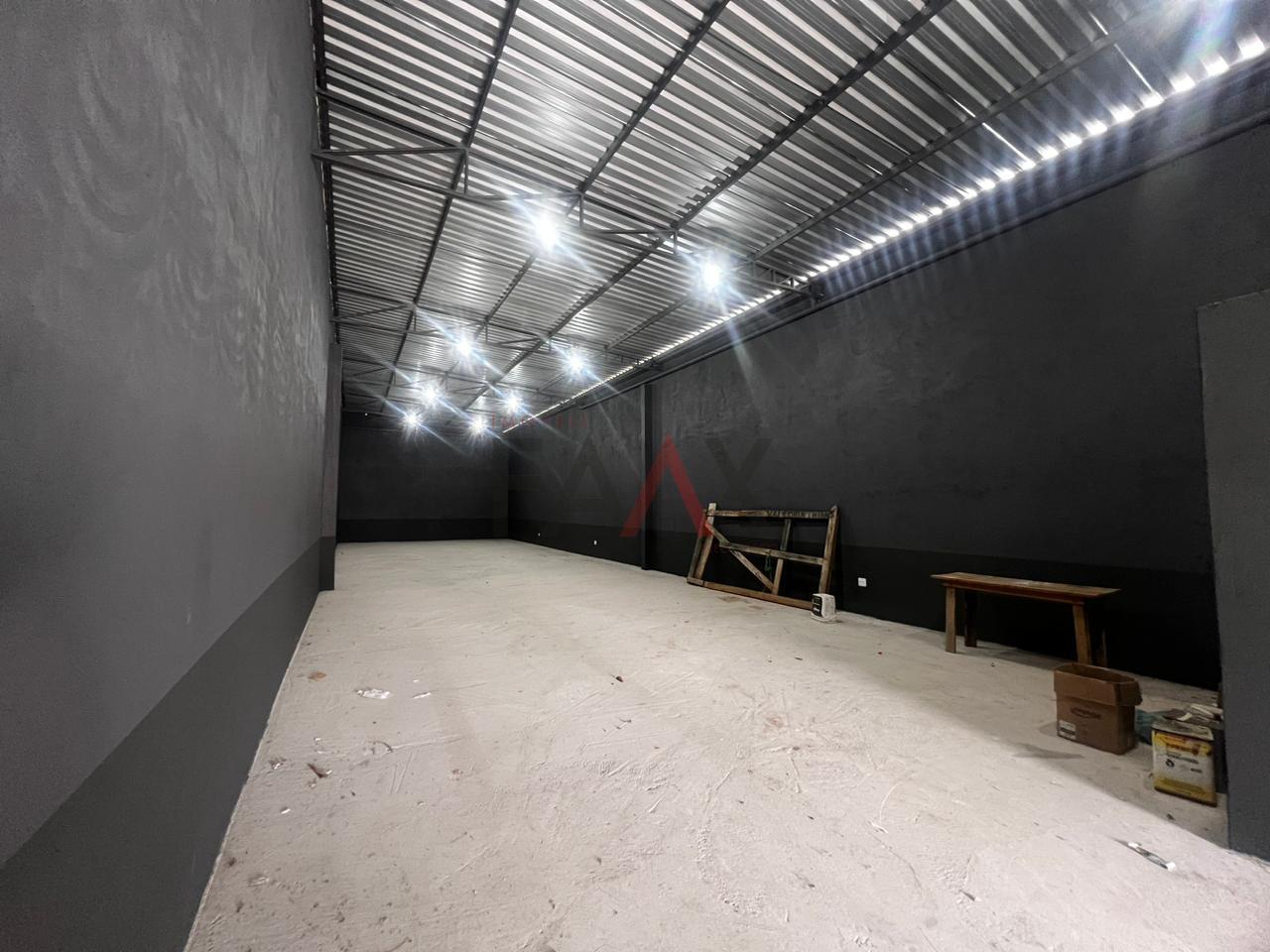 Depósito-Galpão, 225 m² - Foto 2