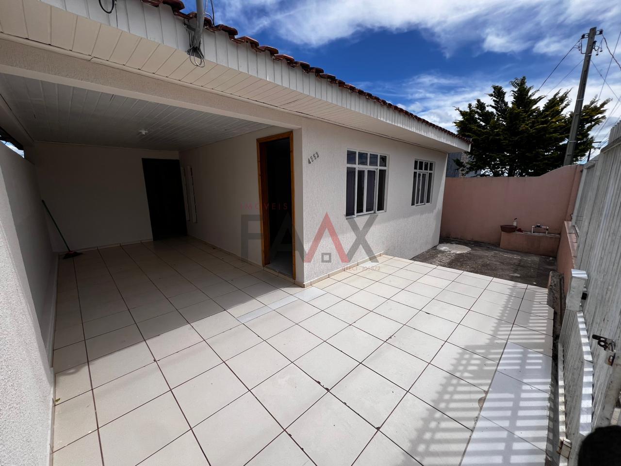 Casa para locação no Batel com 3 quartos e 2 vagas de garagem