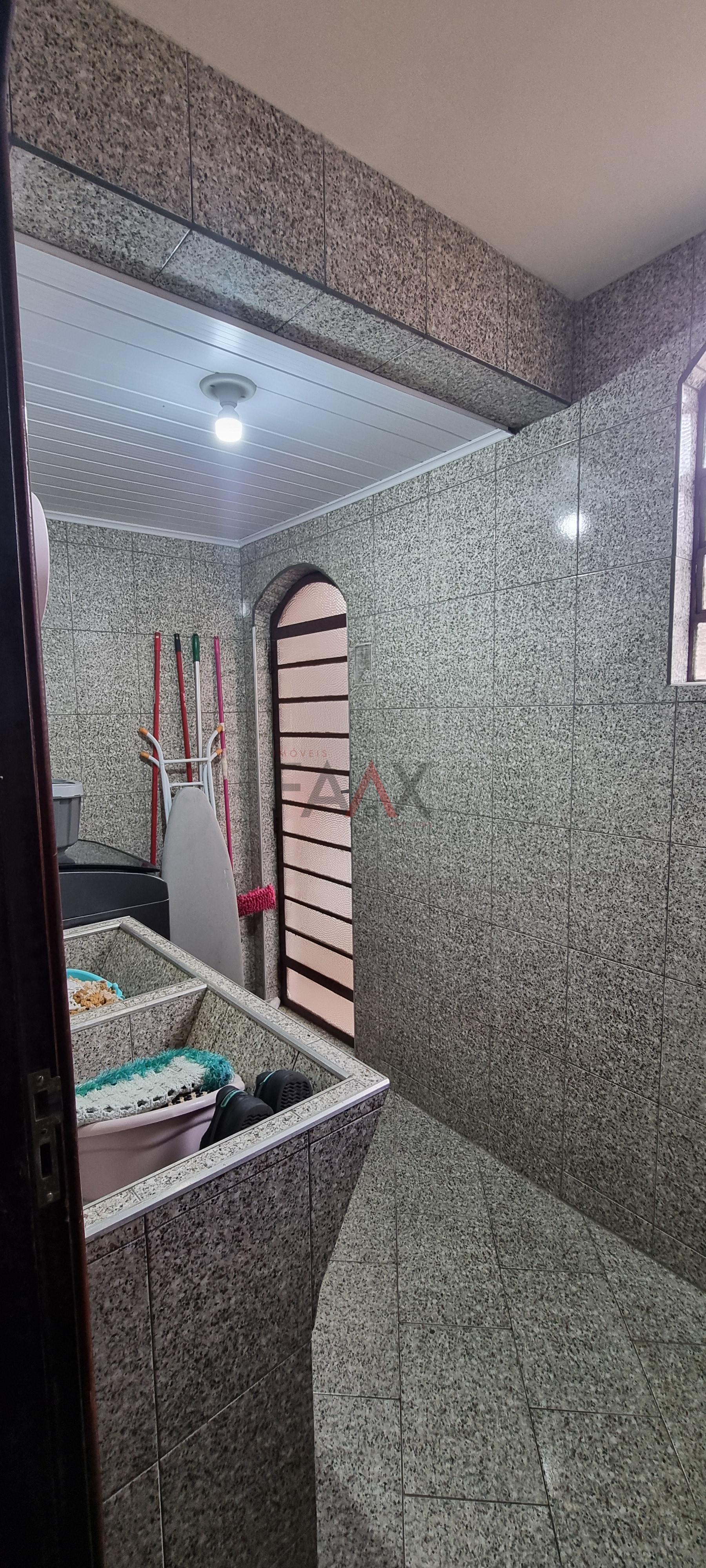 Casa, 3 quartos, 245 m² - Foto 19