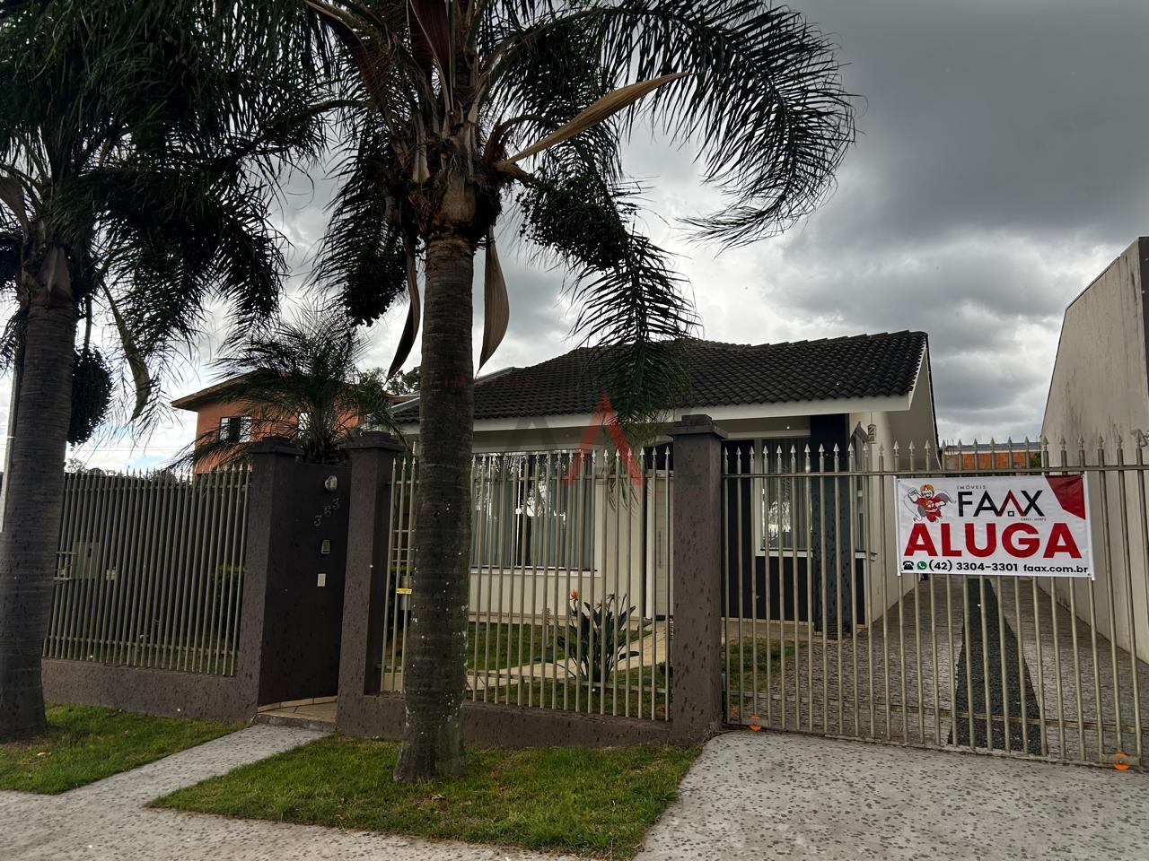 Excelente Casa com amplo espaço no Bairro Bonsucesso proximo a...