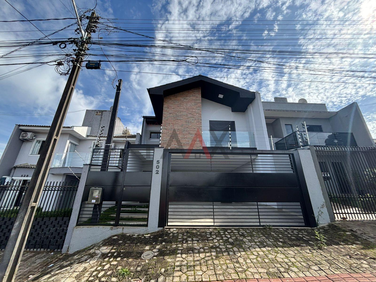Sobrado de alto padrão disponível para locação no Alto da XV. ...