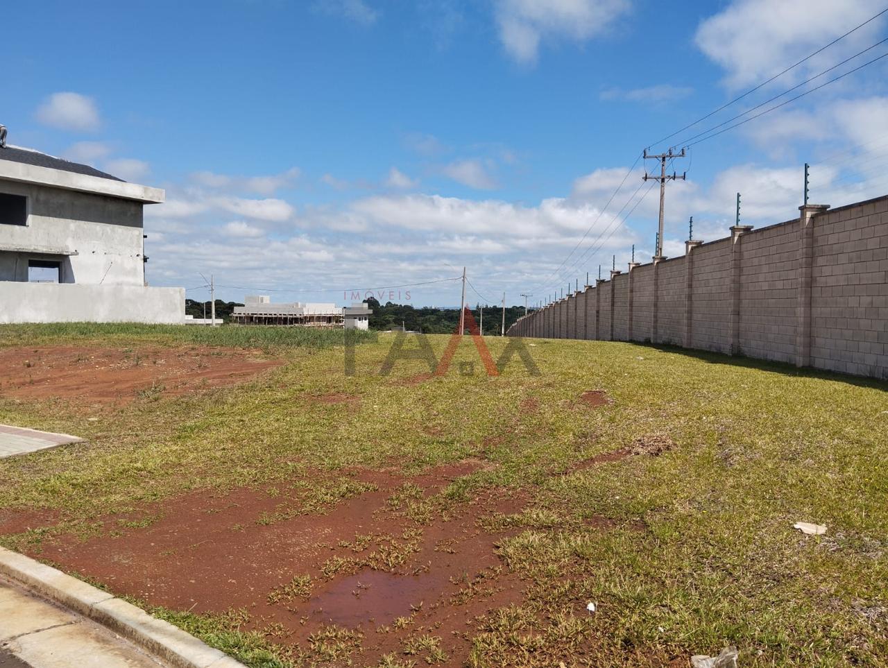 Terreno à venda de Condominio Fechado Grand Forest, MORRO ALTO...