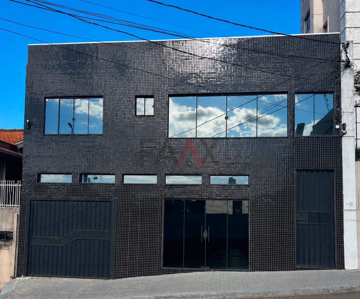 Sobrado com 3 dormitórios à venda,217.80 m², TRIANON, GUARAPUA...