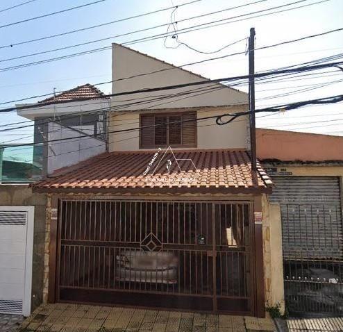 Casa à venda com 3 Dorms, 2 Banheiros, com 2 vagas de garagem,...