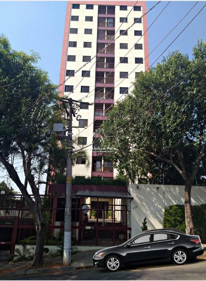 Apartamento com 3 Dorms e 2 VG fixas a venda, na VILA ARICANDU...