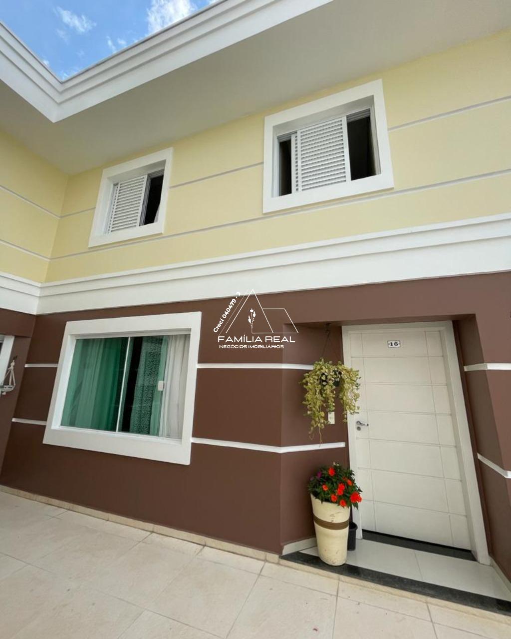 Sobrado a Venda 1 Suíte 1 Dorm 1 Closet 2 Vagas há 290 do Metr...